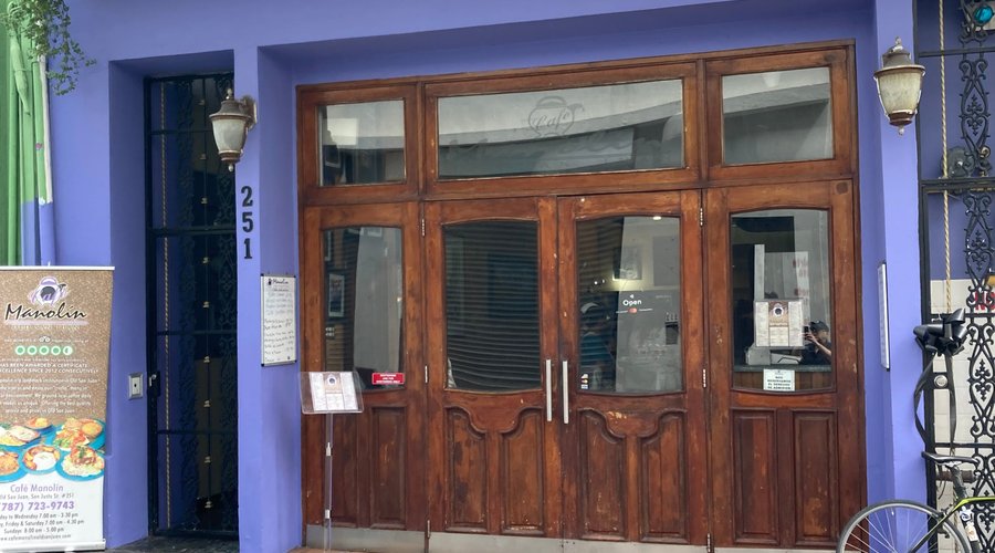 Front of restaurant 
