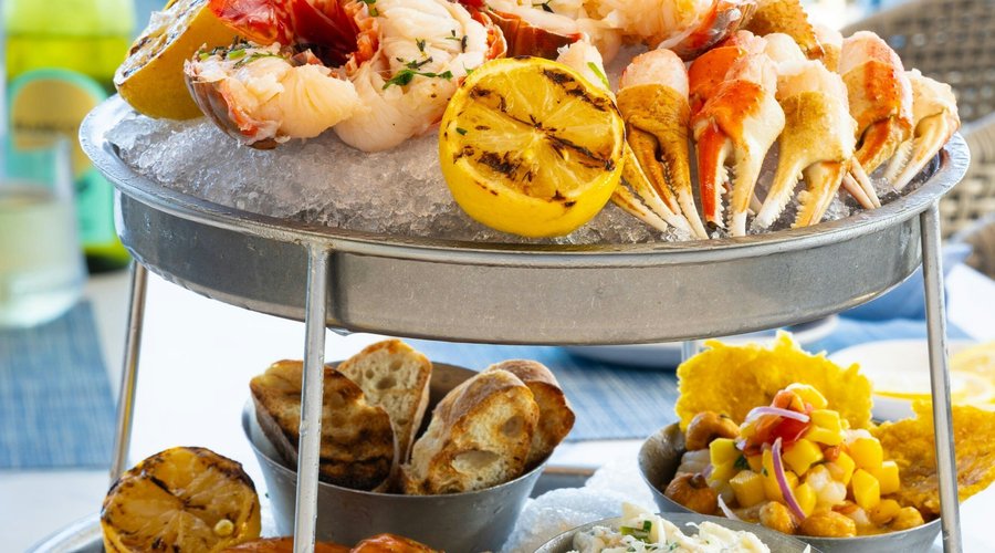 Sea Level Restaurant and Ocean Bar - Seafood Tower