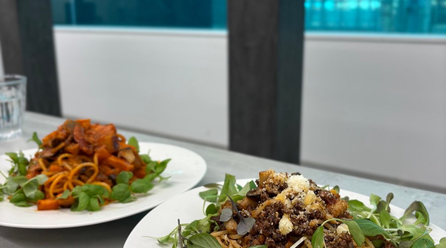 Food：Pasta & Microgreens