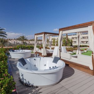 PREMIUM TERRACE