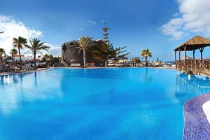 Piscina e spiaggia