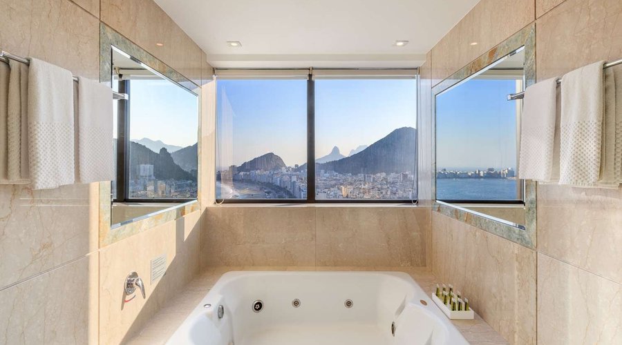 Guest room bath