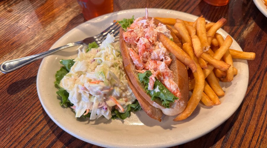 Lobster roll