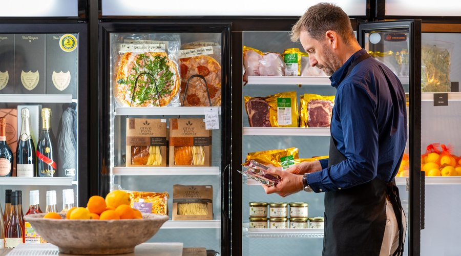 There are numerous options available in our providore, including ready-made meals, lasagne, and pâté.  We stock wine available to purchase as well as a selection of jams and sauces.