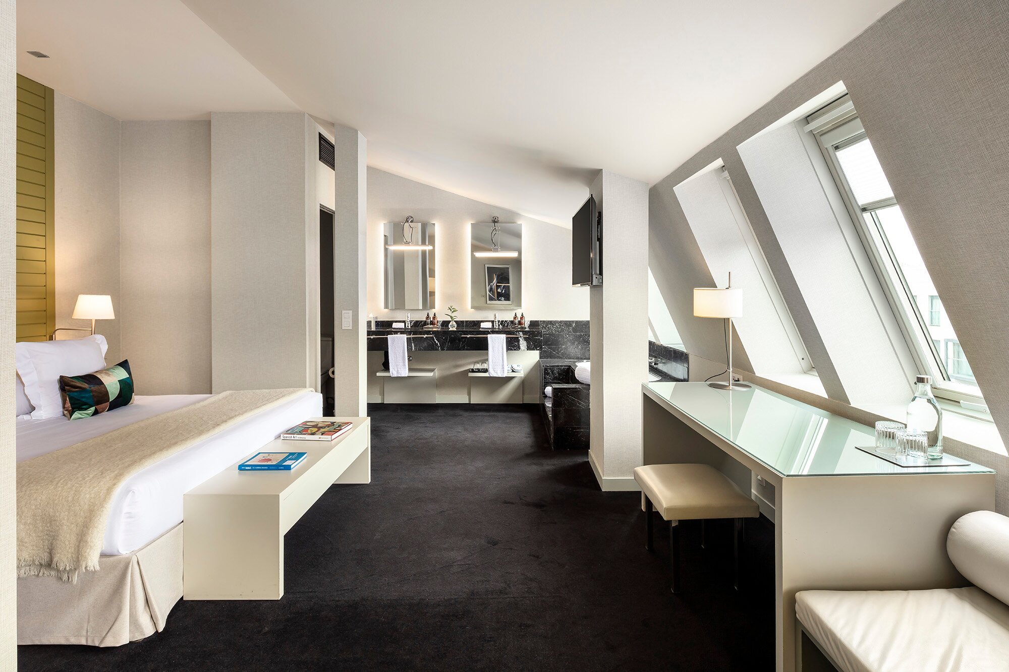 Hotel Miró by null