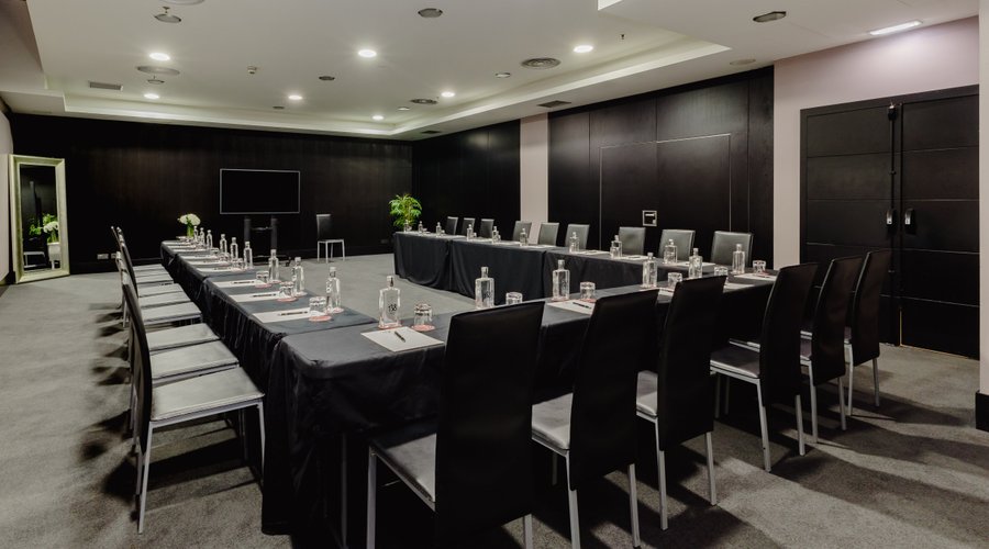 Liberdade Conference Room U-Format