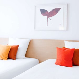 Guest room