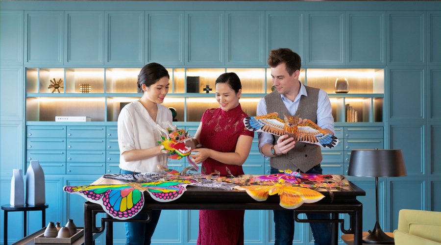 Club Lounge - Weekly Experiential Event