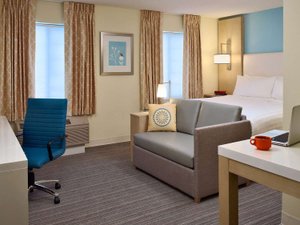 Room & Suite