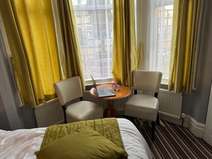 Kamar & Suite
