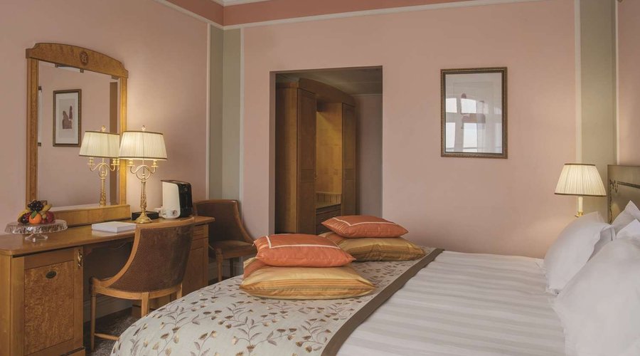 Terrace Room