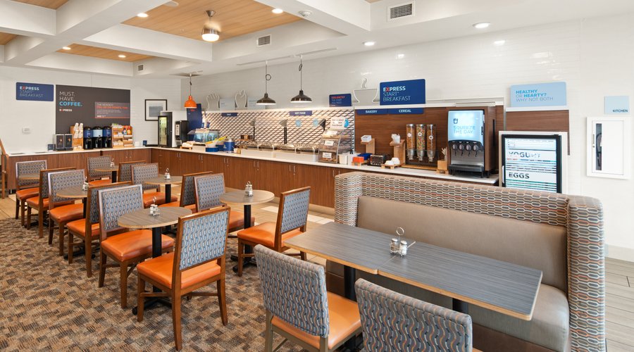 Breakfast Bar at the Holiday Inn Express and Suites