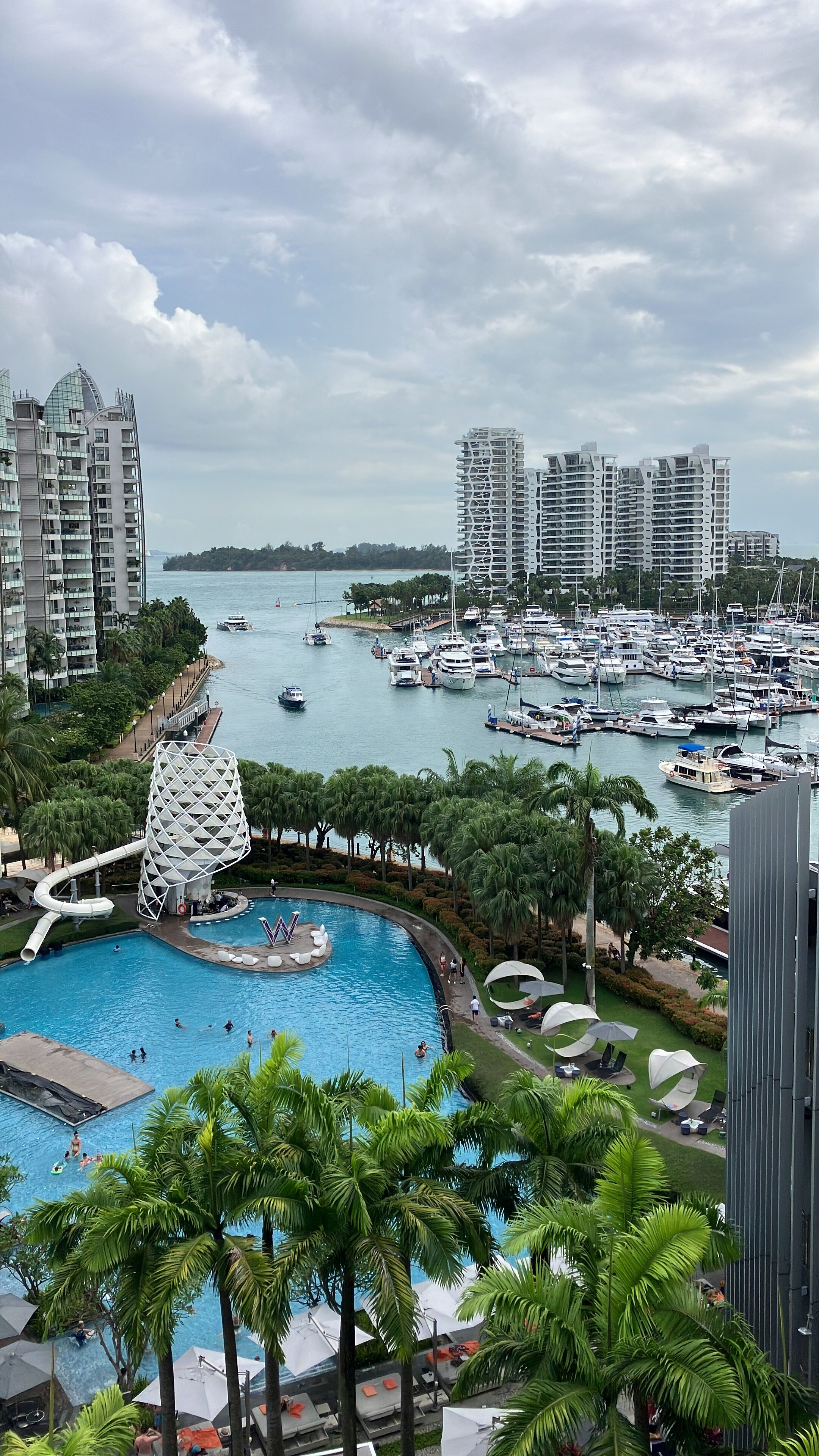 ダブリュー シンガポール セントーサ コーヴ (W Singapore ダブリュー シンガポール セントーサ コーヴ (W Singapore