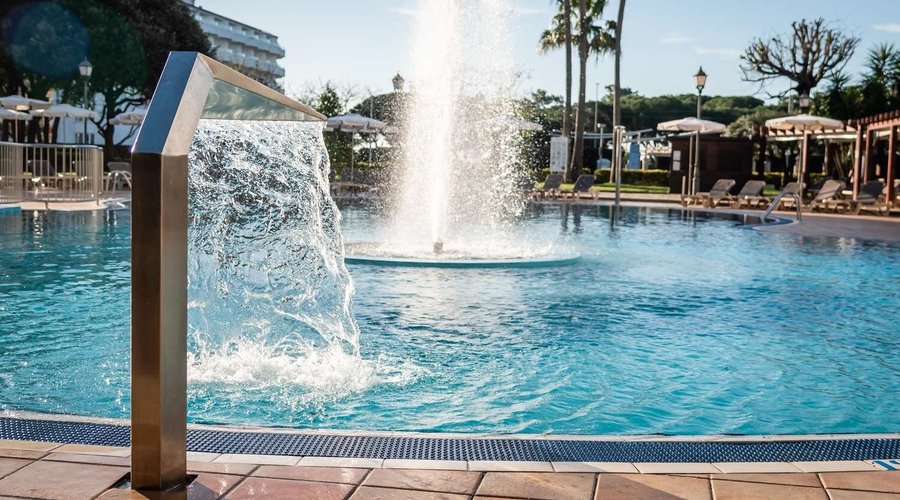 Pool - outdoor