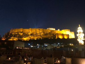 المسافر