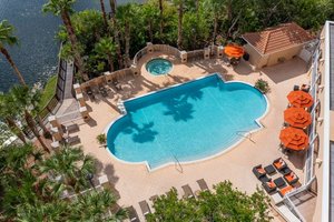 Pool & Beach