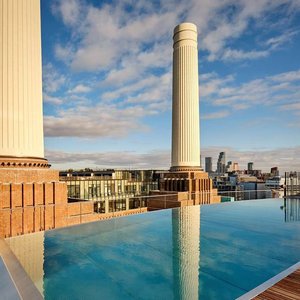 Rooftop pool