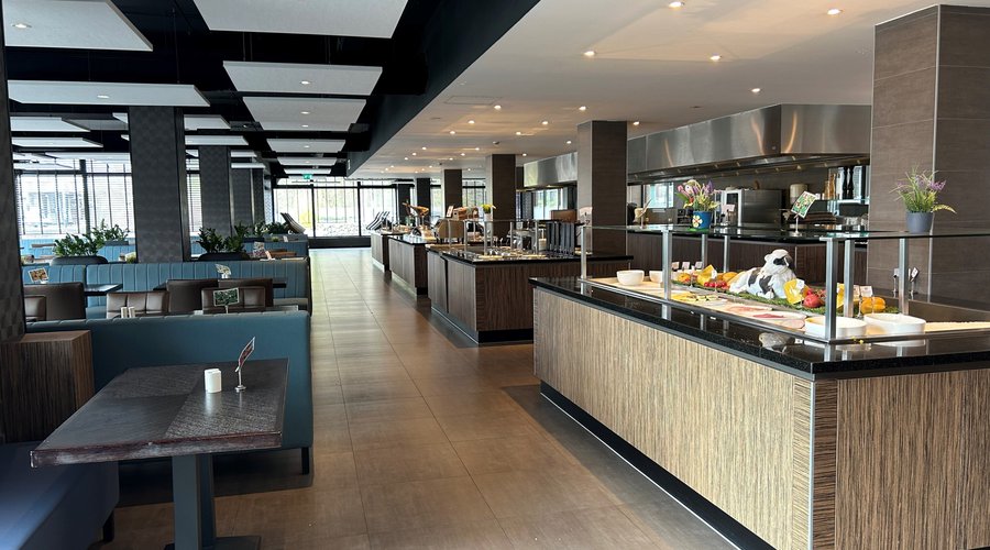 Breakfast room