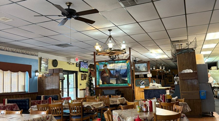Captain Bill's Seafood & Steak