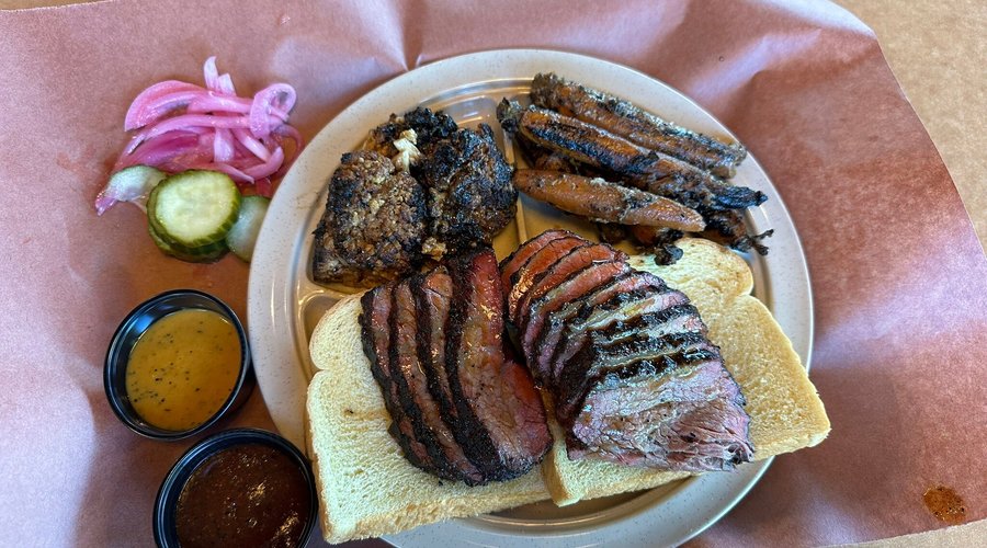 LeRoy and Lewis Barbecue image 3 - Full view