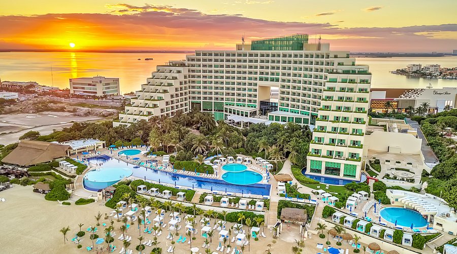 Live Aqua Cancún