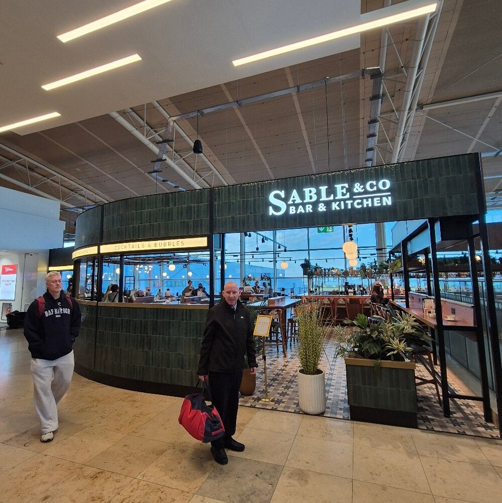 SABLE &AMP; CO BAR - JOHN LENNON AIRPORT, Liverpool - Restaurant Reviews & Photos - Tripadvisor