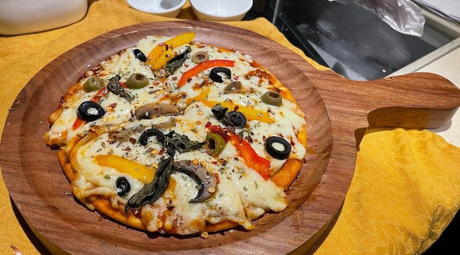AZZURE POOL CAFE, Dapoli - Menu, Prices & Restaurant Reviews - Tripadvisor