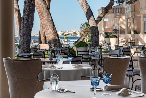 La Vague d'Or - Cheval Blanc St-Tropez image 3 - Full view