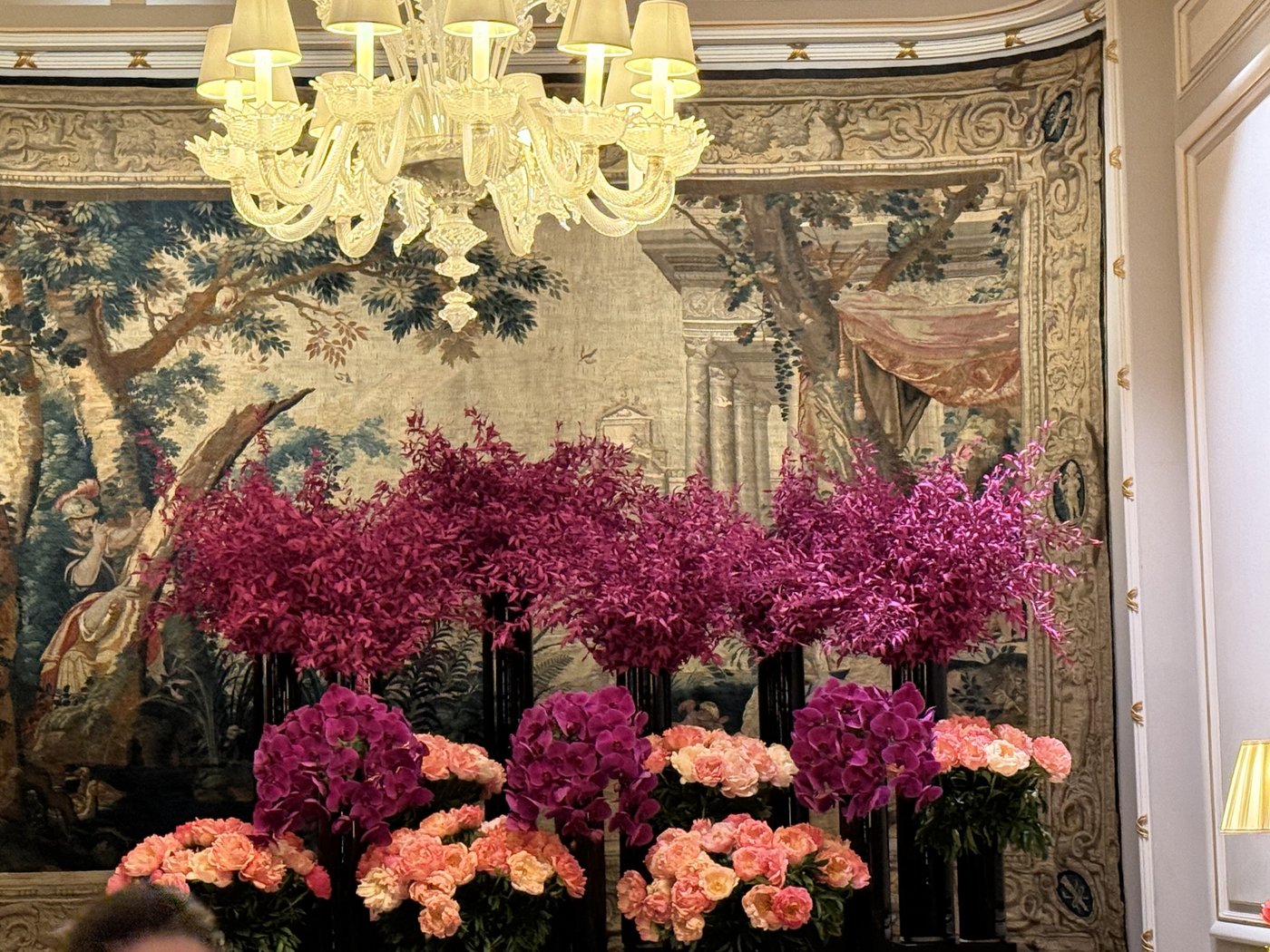 포시즌스 호텔 조지 V 파리 (Four Seasons Hotel George V, Paris) - 호텔 리뷰 & 가격 비교