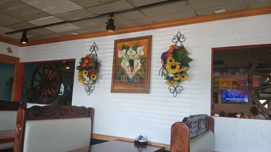 El Mariachi Mexican Grill & Bar