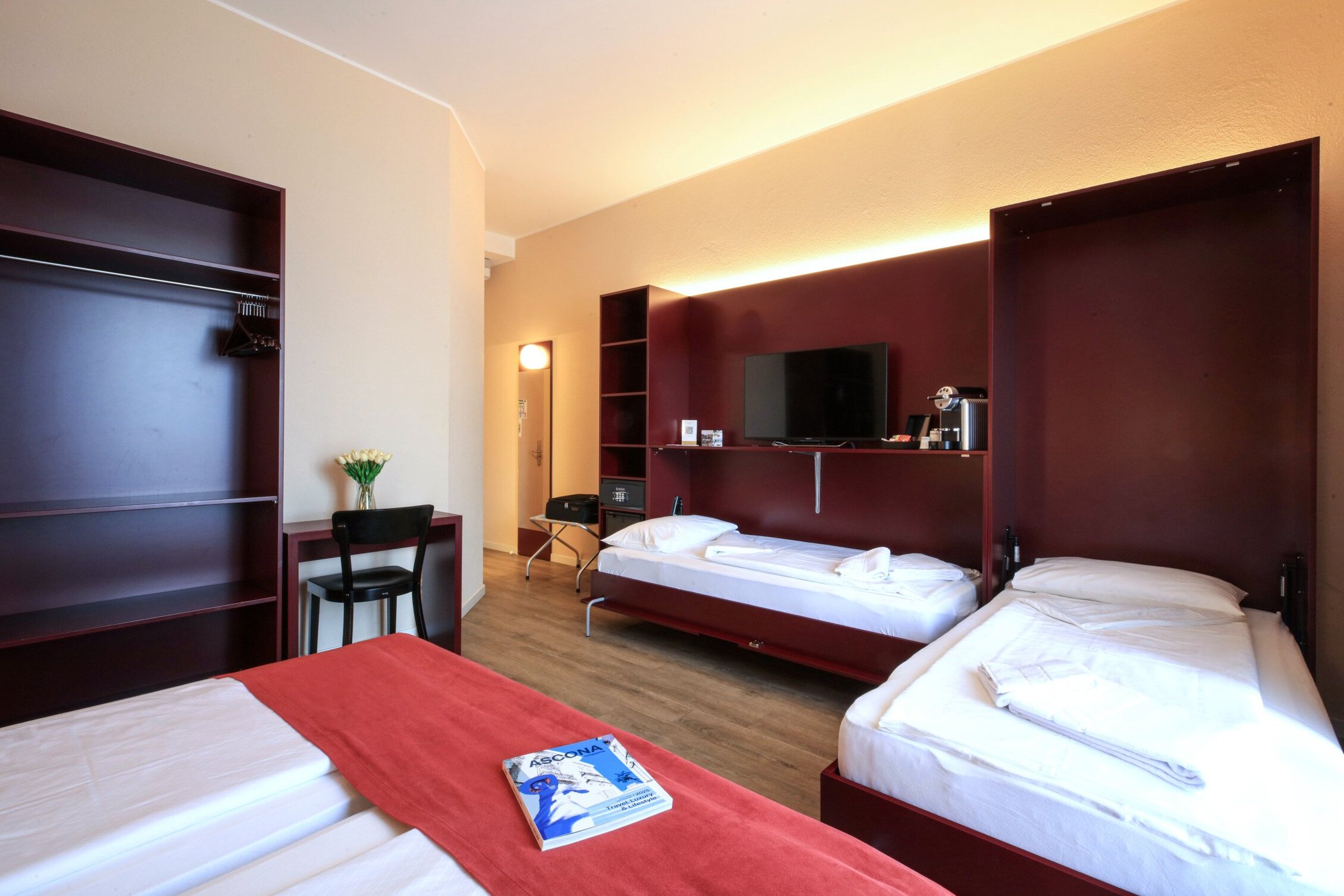 Hotel New Elvezia by null