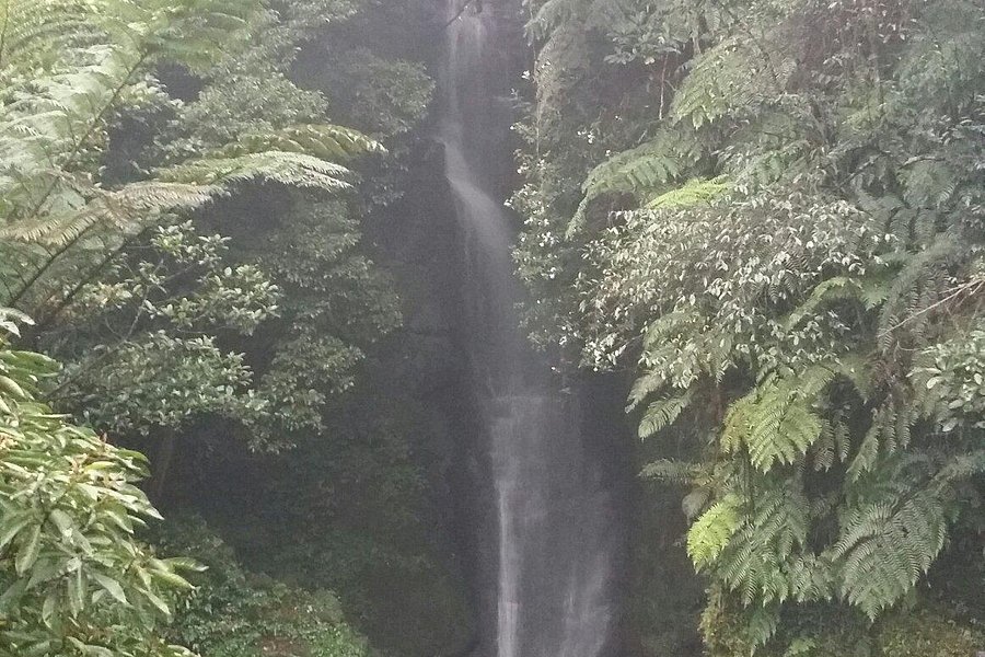 Keelung Qidu Taian Waterfall image