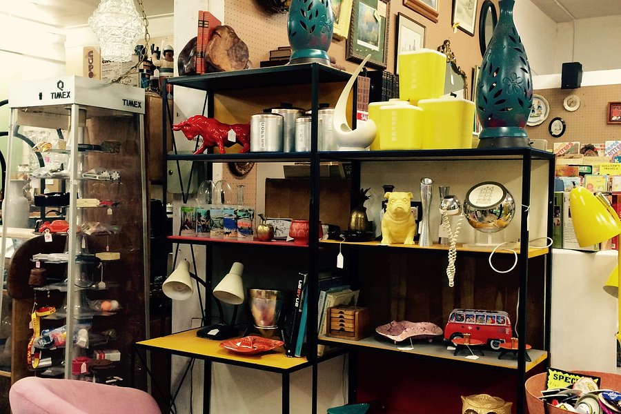 Merced Antique Mall image