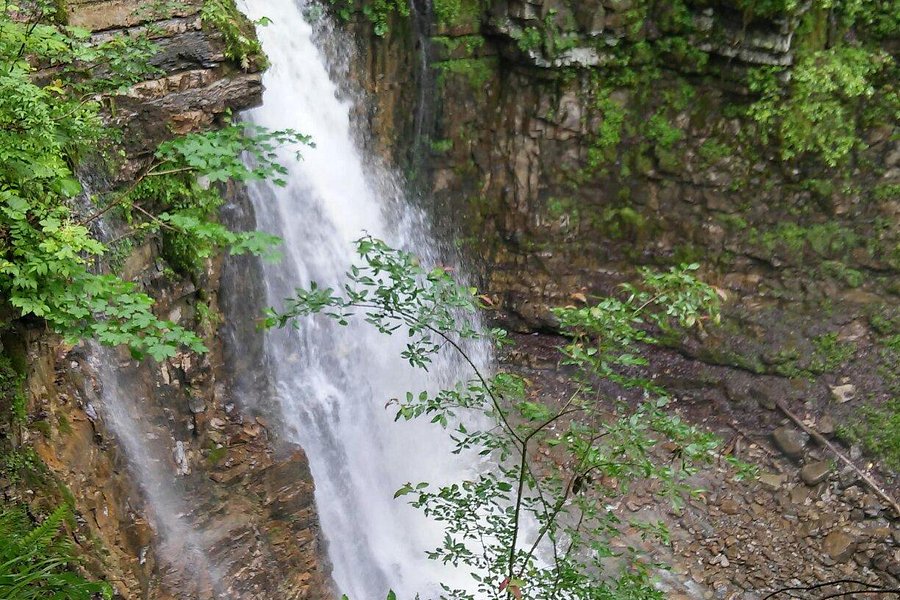 Maniava Waterfall image