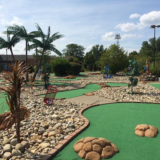 Oasis Golf Center image