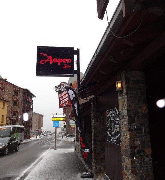 Aspen Bar image