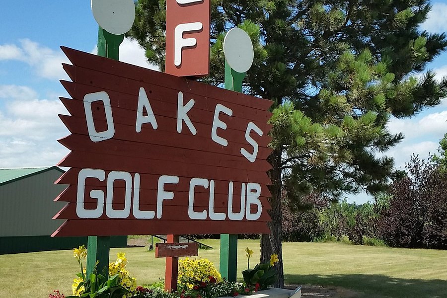 Oakes Golf Club image