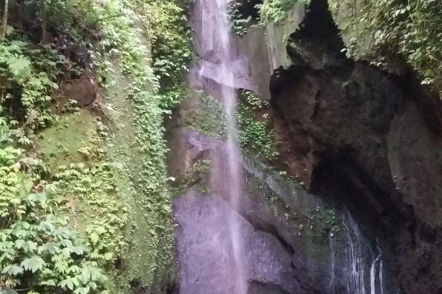 Pengempu Waterfall image