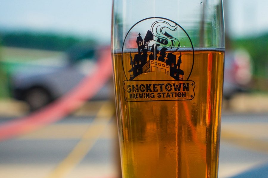 Smoketown Brewing Station image