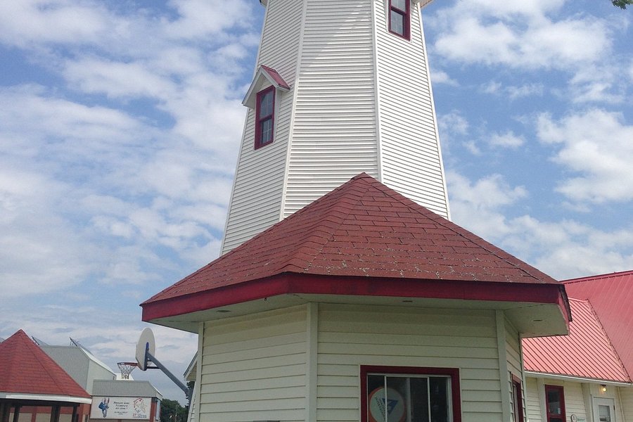 Campbellton Range Rear Lighthouse image