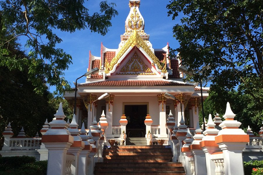San Lak Mueang Nakorn Phanom image