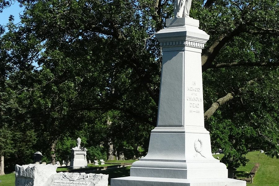 Keokuk National Cemetery image