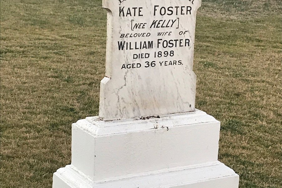 Forbes Cemetery image