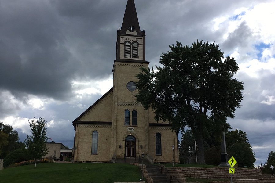 Chisago Lake Lutheran Church image