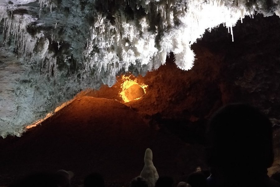 Cave of El Soplao image