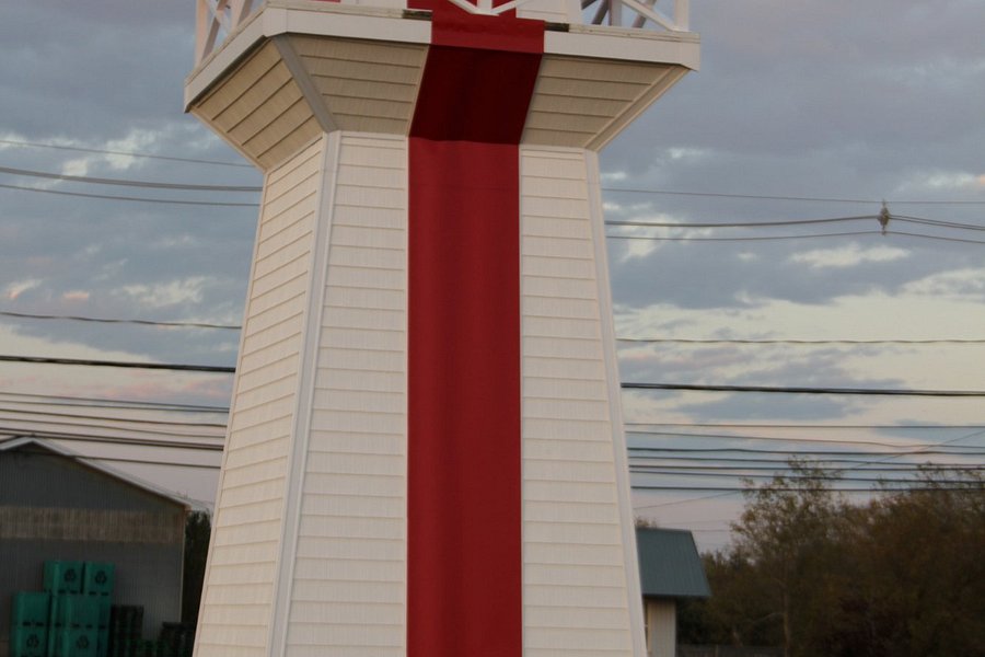 Summerside Range Lighthouse Rear image