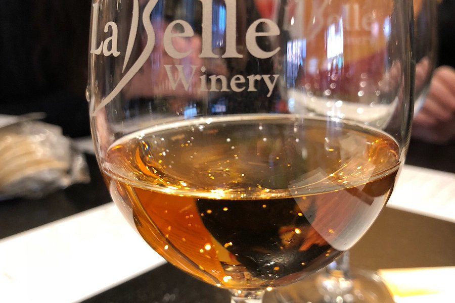 LaBelle Winery image