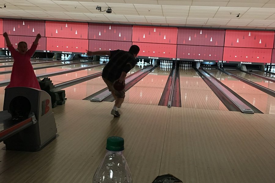 Lane Glo Bowling image