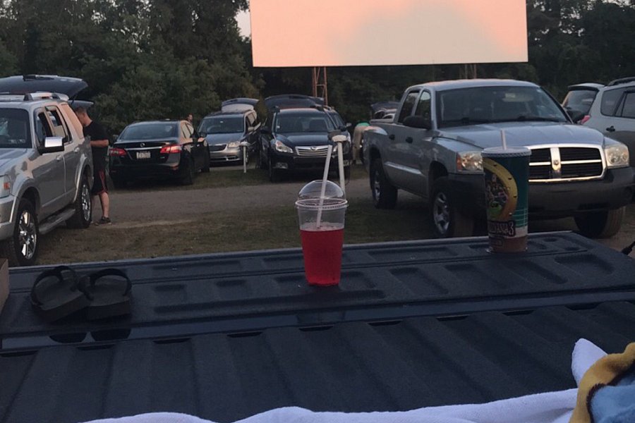 Dependable Drive-in image