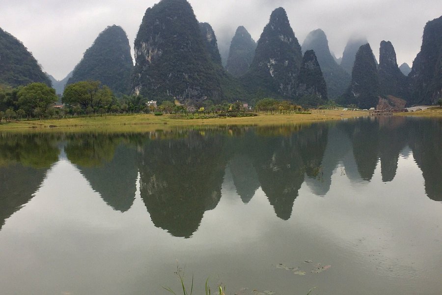 Ten Miles Gallery Scenic Resort of Zhongshan image